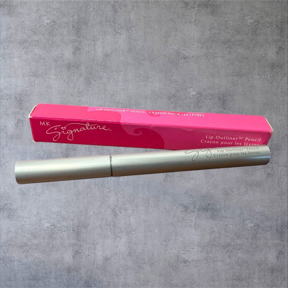 Mary Kay MK Signature Lip Outliner Pencil 576000 .02oz Clear New Anti-Bleed